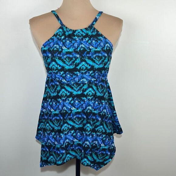 (3/$15) Swimsuit tankini top size 6 - Picture 1 of 10